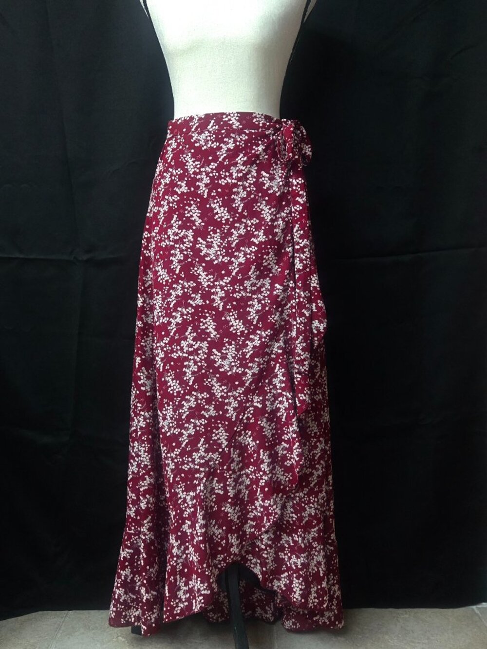 Simplee Apparel Wrap Skirt  Boho Floral Ruffle Maxi Maroon Wine Festival M